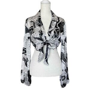 Newspaper Black and White Cropped Blouse